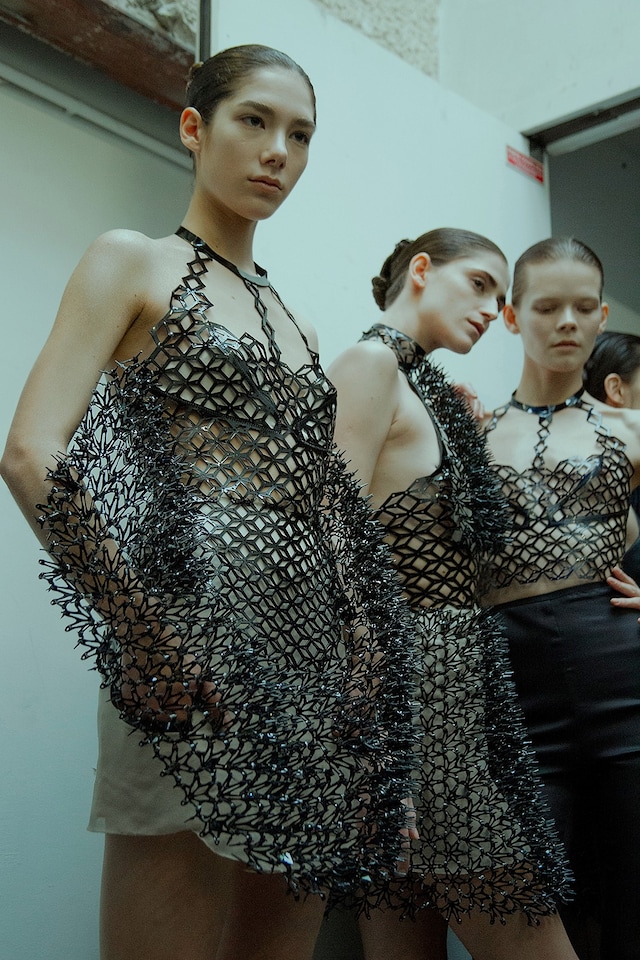 Iris Van Herpen AW15 Dazed backstage womenswear chainmail 9