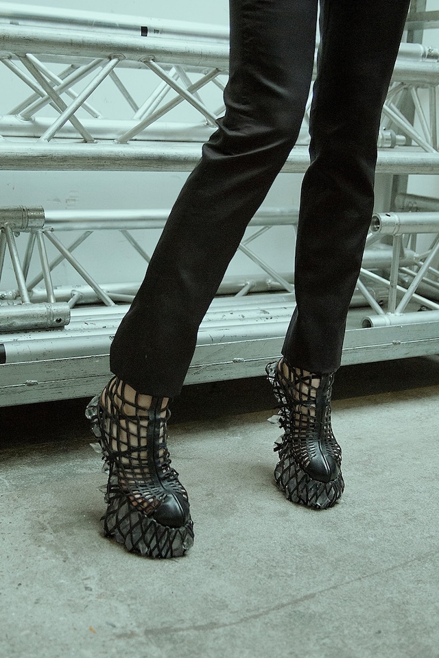Iris Van Herpen AW15 Dazed backstage womenswear crystals 26