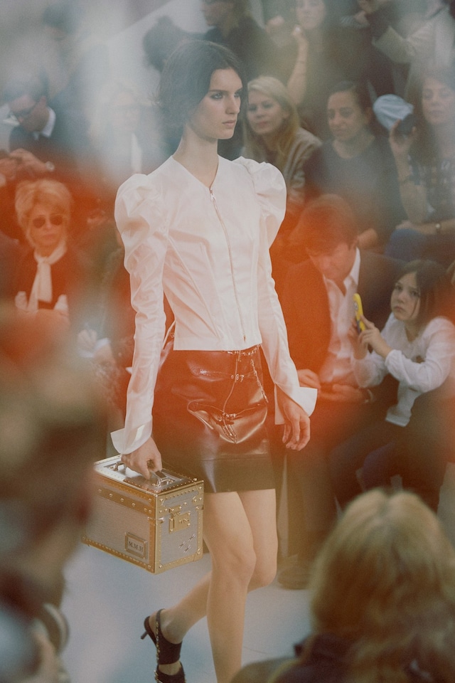 Louis Vuitton AW15 Dazed runway womenswear bouffant sleeves 10