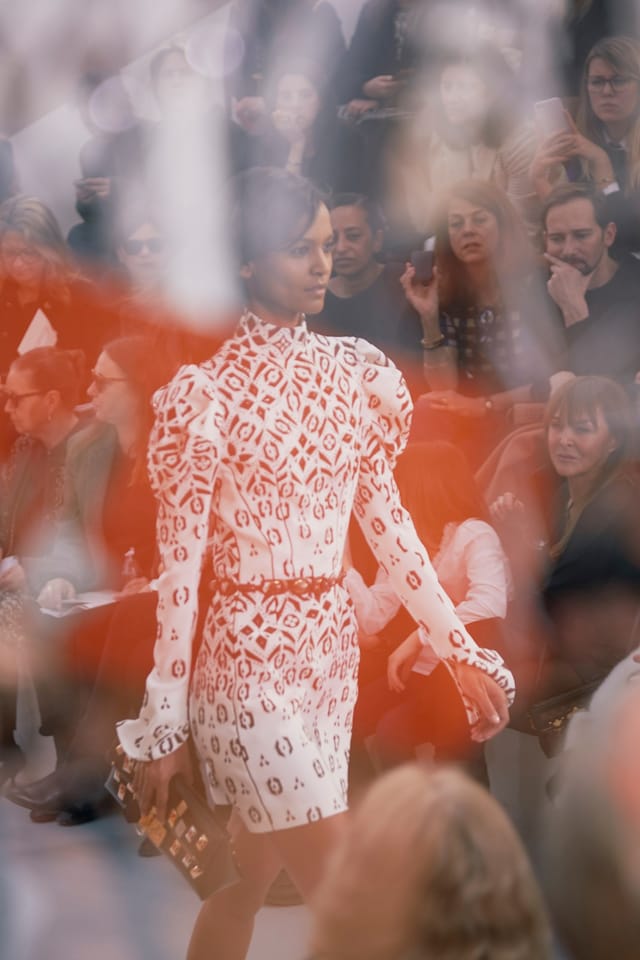 Louis Vuitton AW15 Dazed runway womenswear bouffant sleeves 15