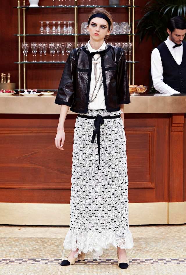 Chanel AW15 Dazed womenswear Molly Bair Leather Chains Bow 6