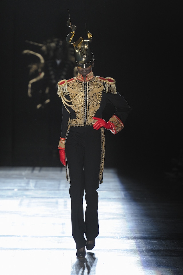 Philip Treacy SS13 1