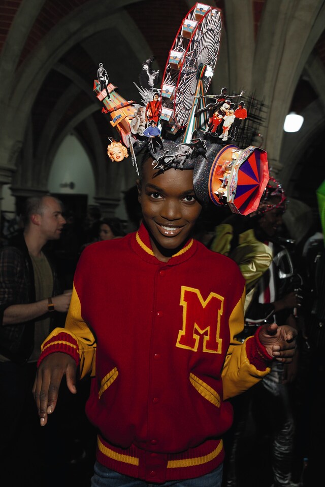 Philip Treacy SS13 10