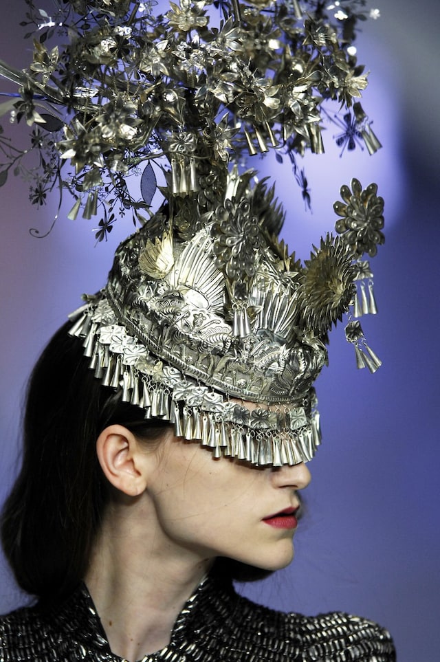 Alexander McQueen SS08, &quot;La Dame Bleue&quot;, Dazed Digital 6