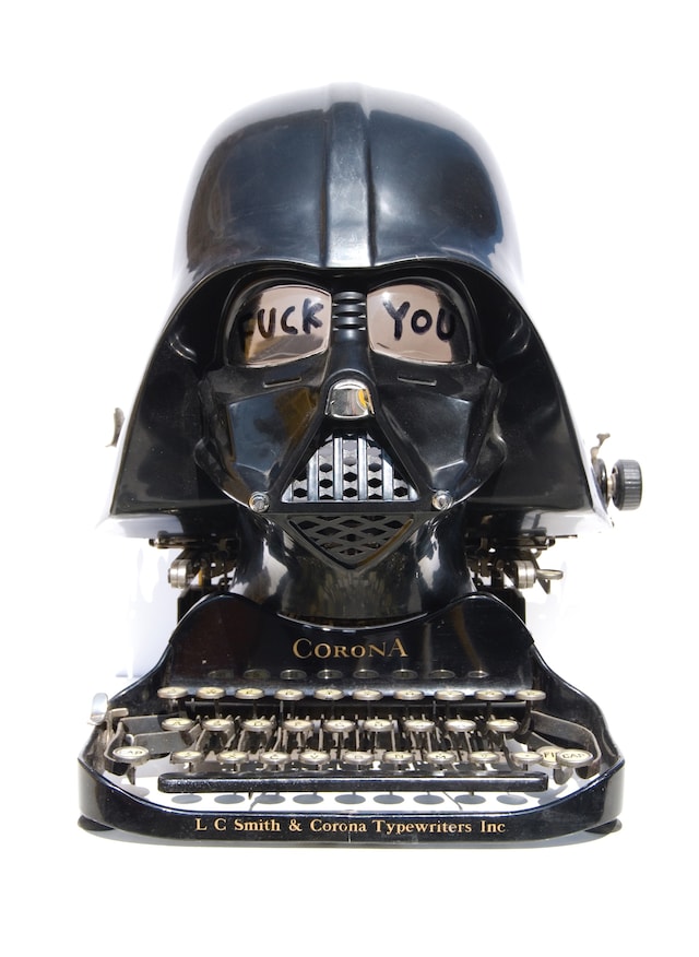 People of Print, Thames &amp; Hudson, Pure Evil, Dazed 6