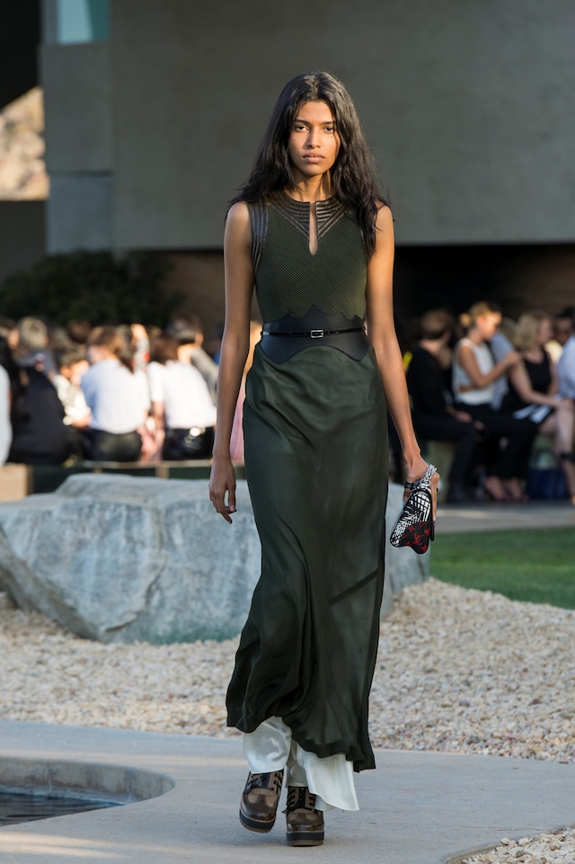 Louis Vuitton Cruise 2015 16