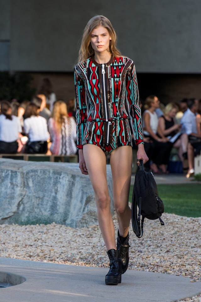 Louis Vuitton Cruise 2015 19