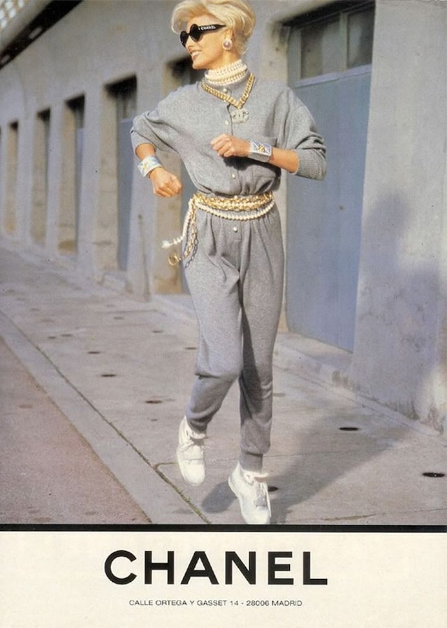 Linda Evangelista cult fashion moments 90s runway 17