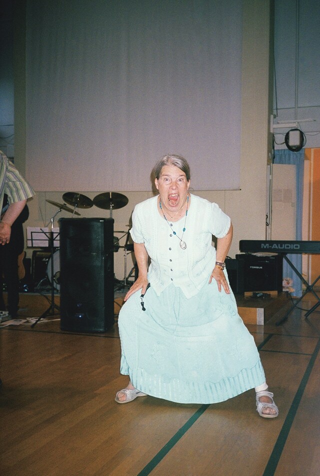 I never learned to dance dazed