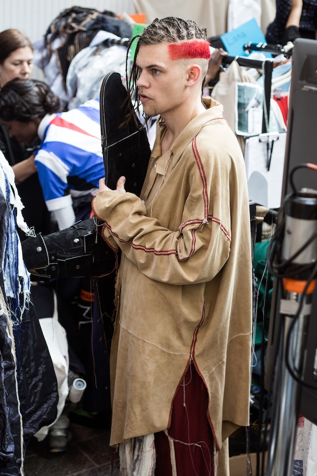 Qiying Fang, Central Saint Martins, BA Fashion 16