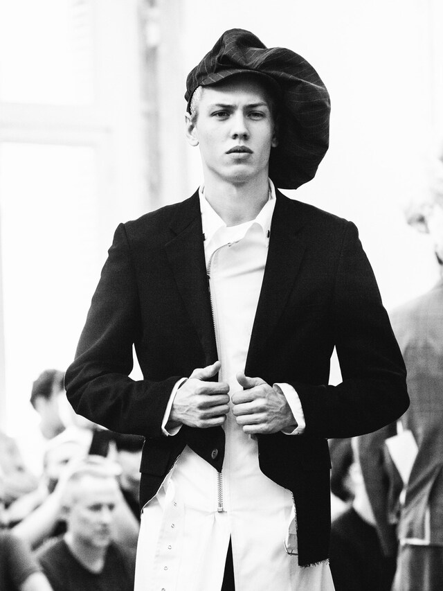 Comme des Gar&#231;ons Homme Plus SS16 Menswear Paris 14