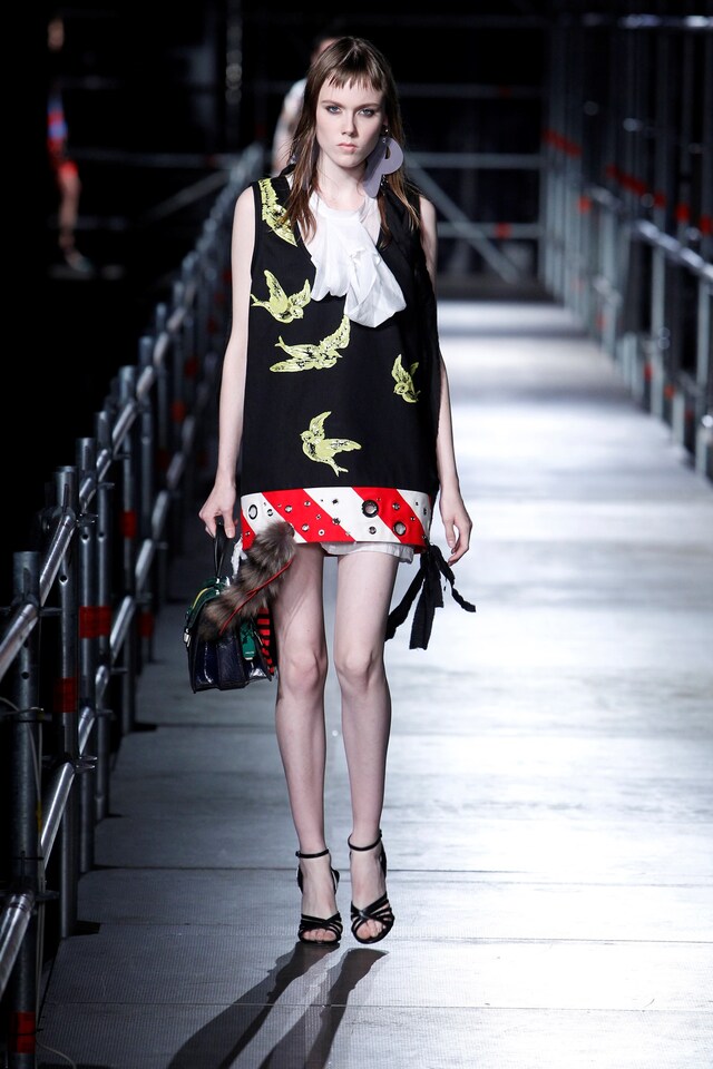 Miu Miu Resort 2016 Paris Miu Miu Club 3