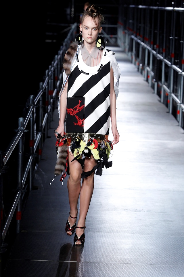 Miu Miu Resort 2016 Paris Miu Miu Club 4