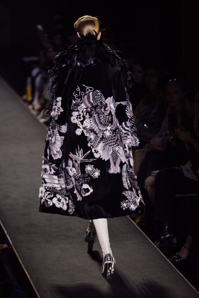 Fendi Haute Fourrure AW15 34