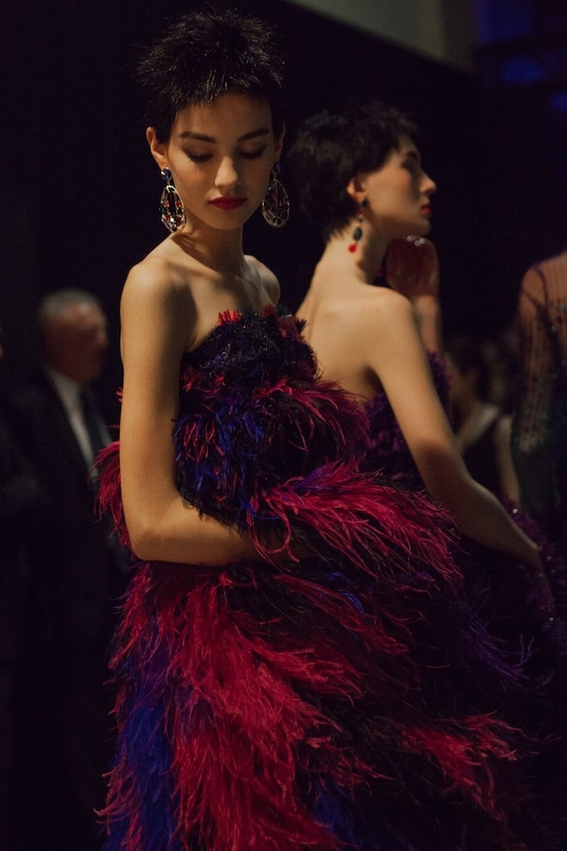 Backstage at Armani Priv&#233; Haute Couture AW15 28