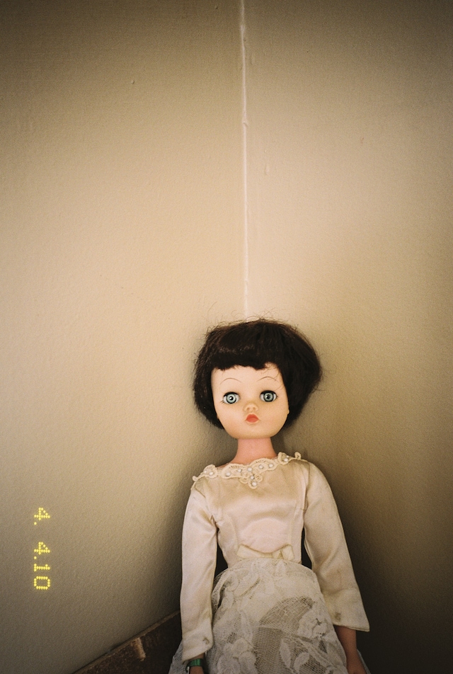 CRYSTAL CASTLES 7