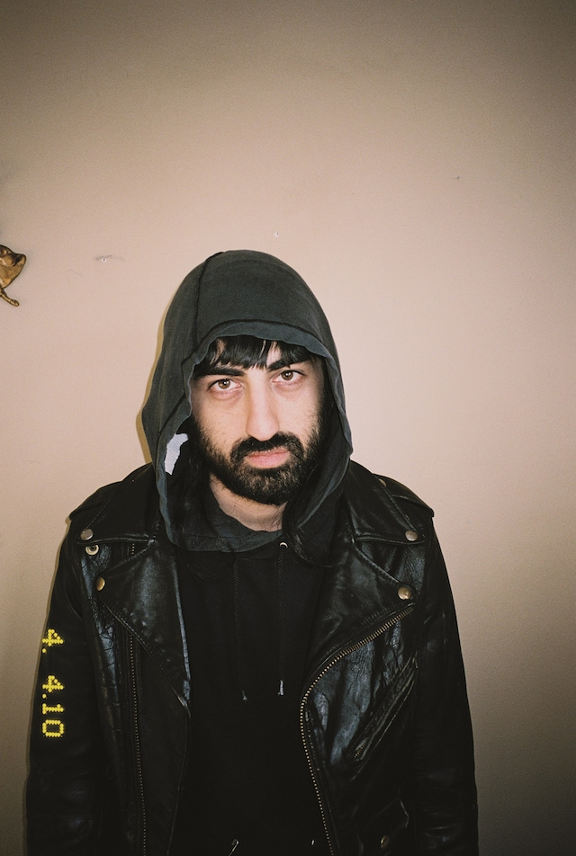 CRYSTAL CASTLES 9