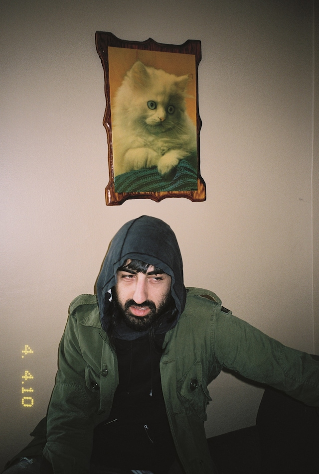 CRYSTAL CASTLES 11