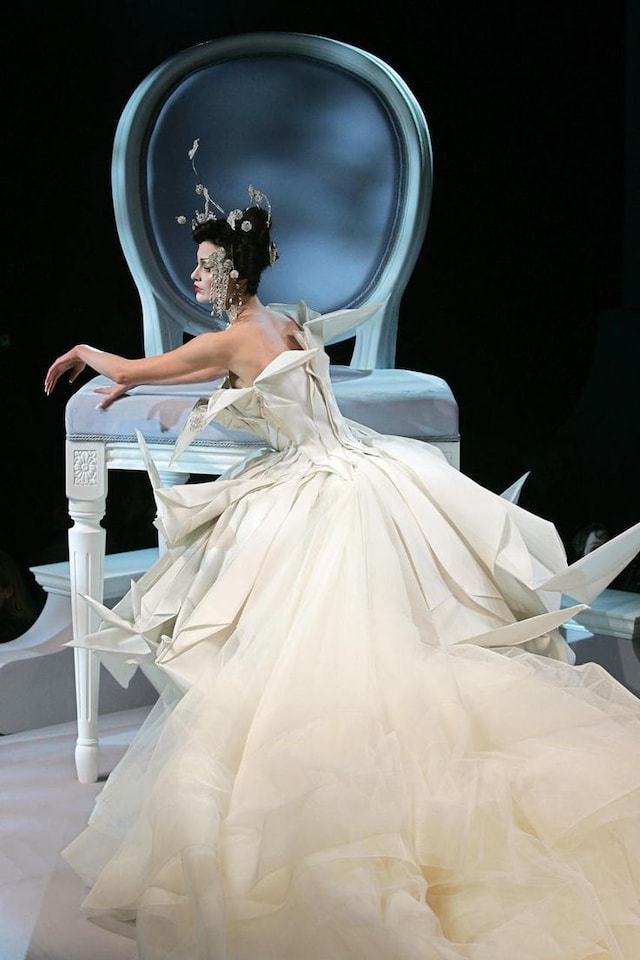 Cult Shalom Harlow moments 18
