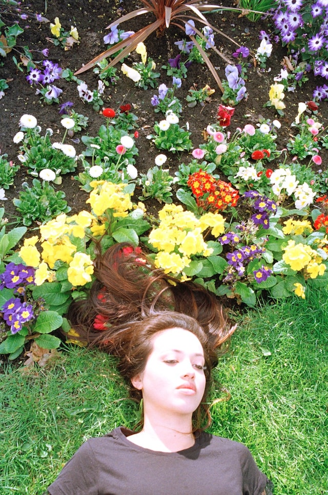 Hannah Jones’ 20 Somethings 1