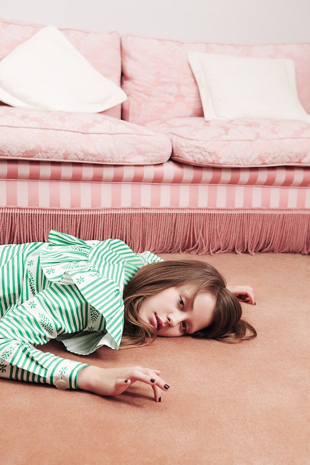 Mia_Goth_020_008v2_web 4