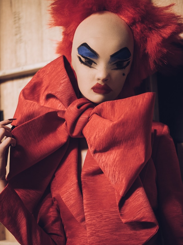 Gareth Pugh SS16 Backstage 15