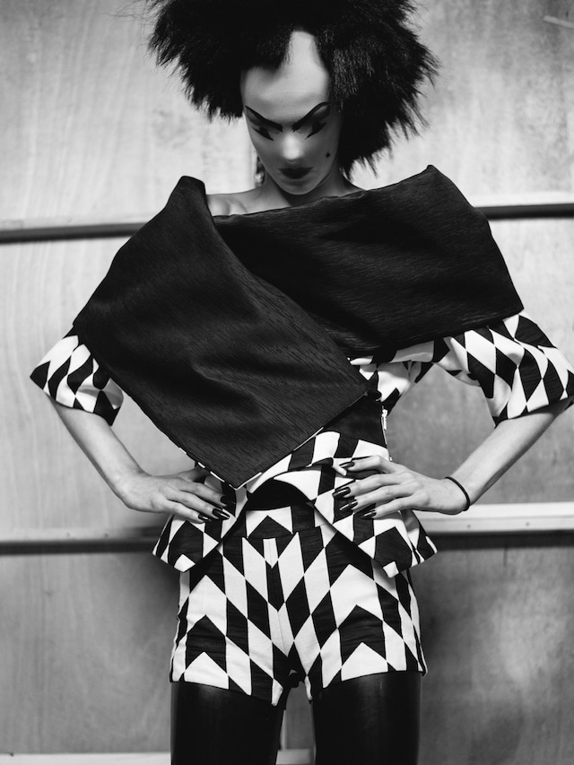 Gareth Pugh SS16 Backstage 22