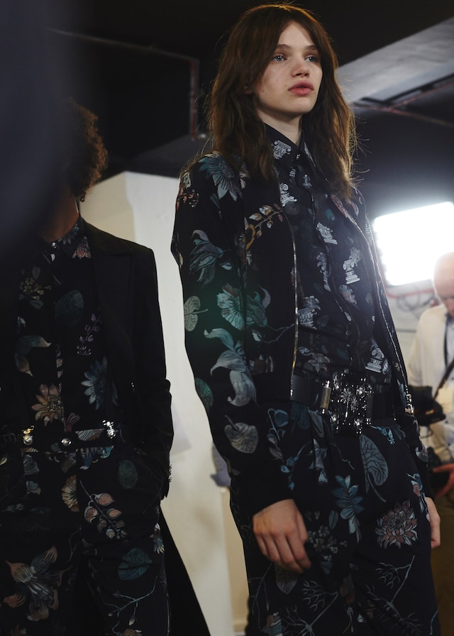 Versus Versace SS16 Backstage 4