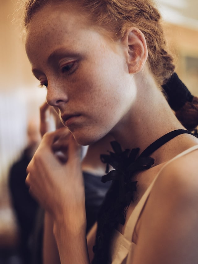 Phoebe English SS16 Backstage 14