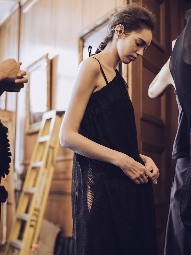 Phoebe English SS16 Backstage 9