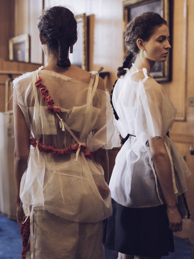 Phoebe English SS16 Backstage 15