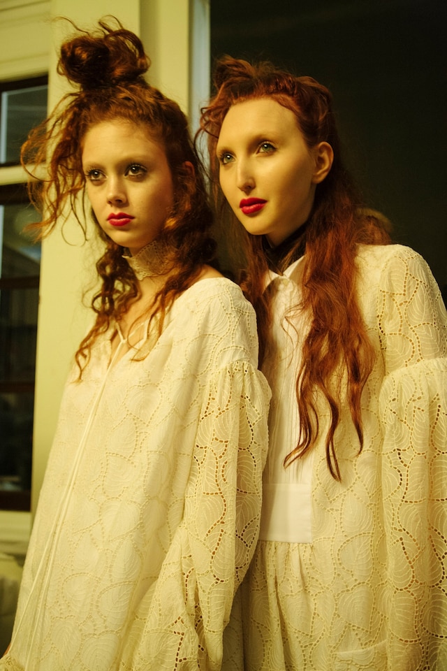Giles Deacon SS16 Backstage 9