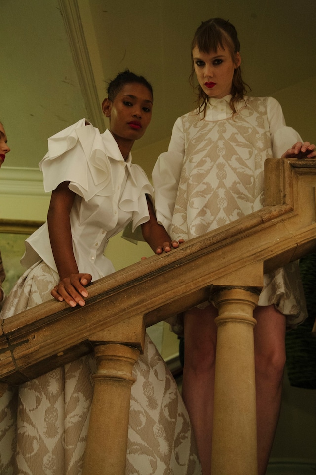 Giles Deacon SS16 Backstage 4