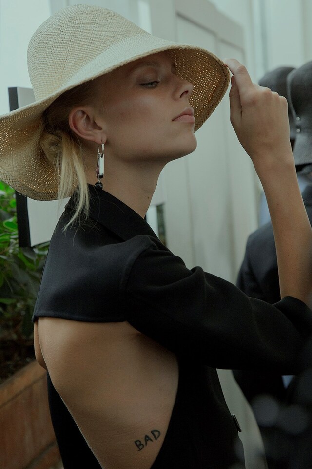 Backstage at Jil Sander SS16 2