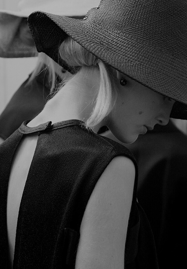 Backstage at Jil Sander SS16 19