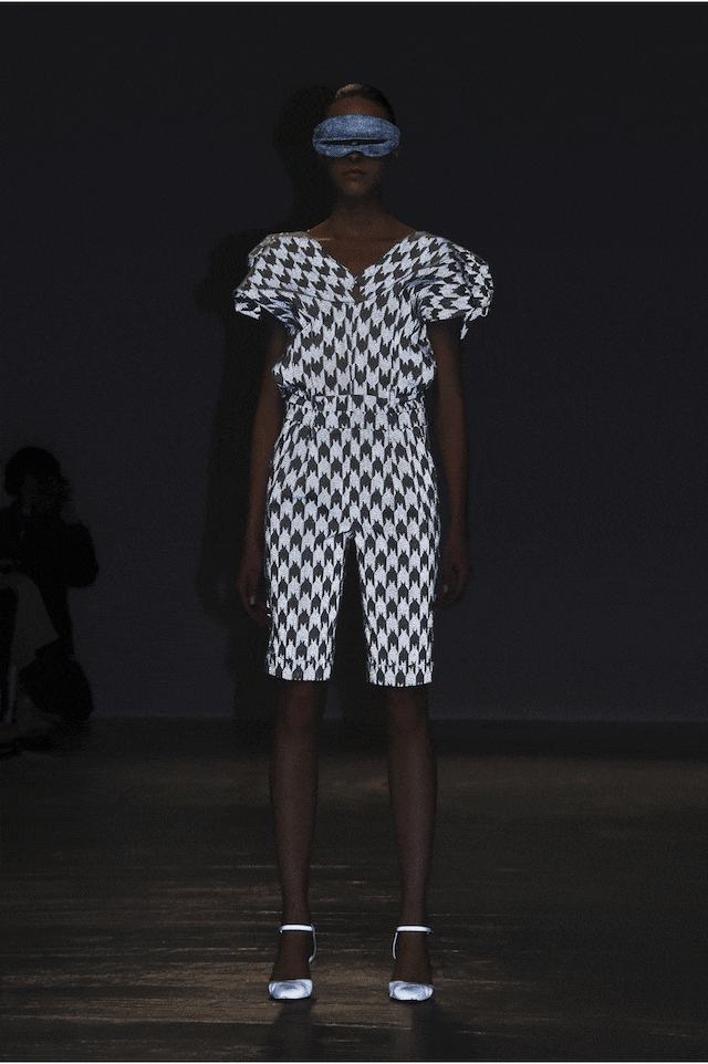ANREALAGE SS16 23