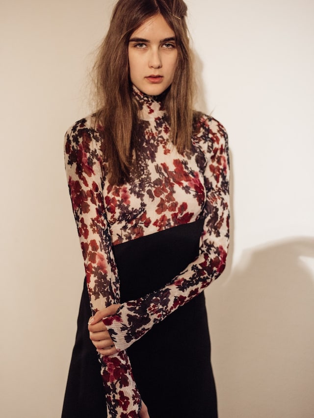 Yang Li SS16 Backstage 2
