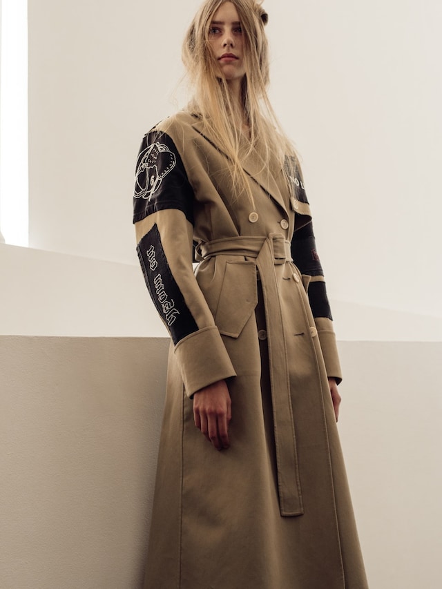 Yang Li SS16 Backstage 3