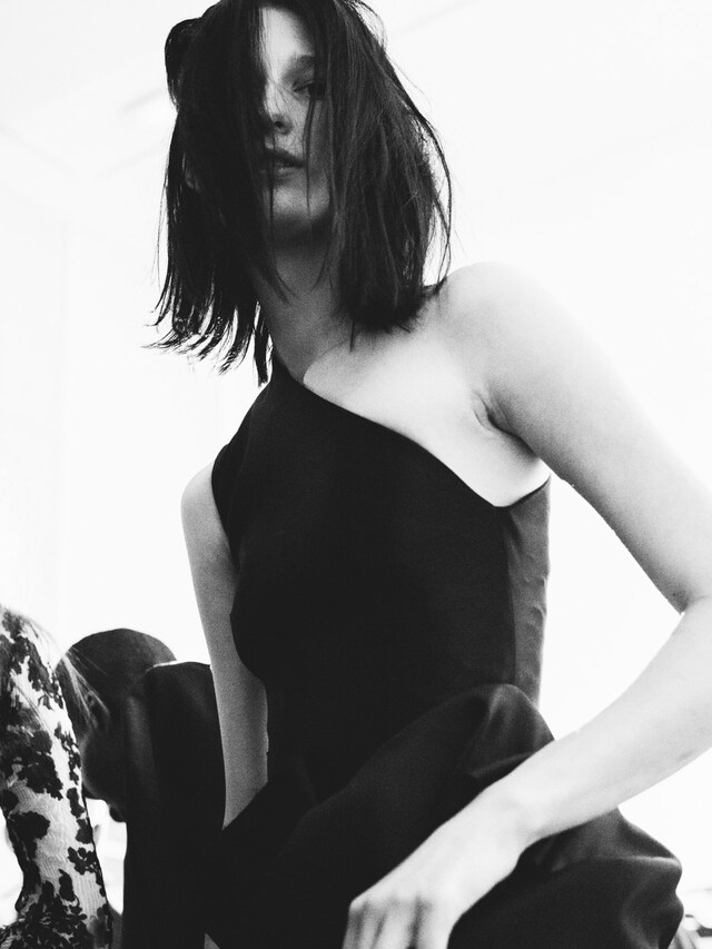 Yang Li SS16 Backstage 7