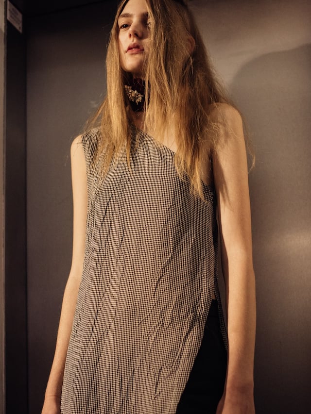 Yang Li SS16 Backstage 8