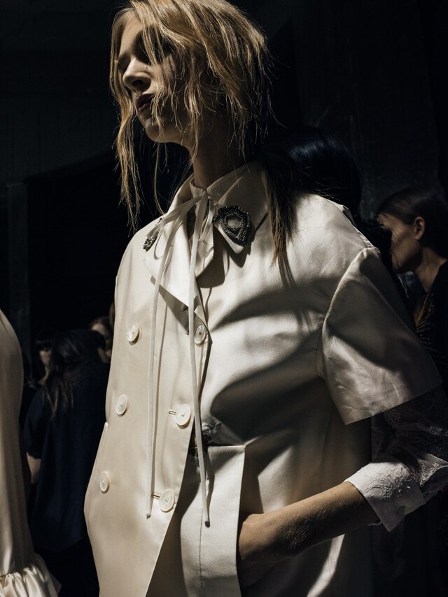 Rochas SS16 Backstage 16
