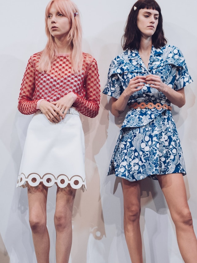 Carven SS16 backstage 1