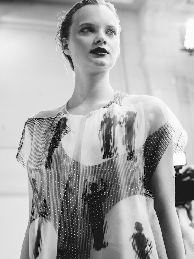 Chalayan SS16 15