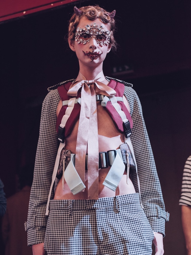 Undercover backstage ss16 7