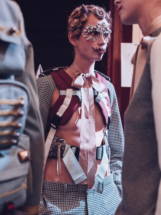 Undercover backstage ss16 12