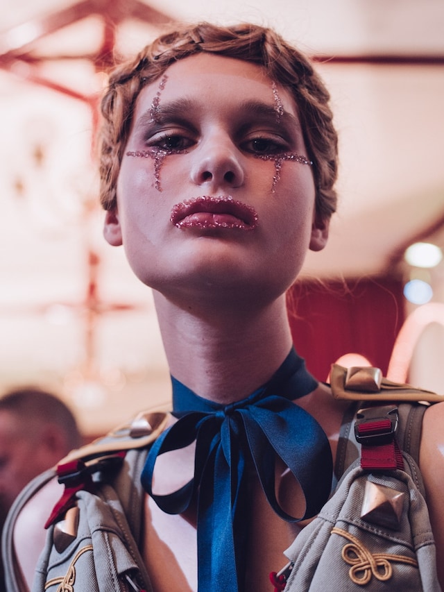 Undercover backstage ss16 8