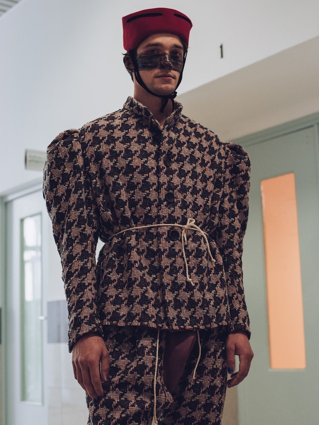 Backstage at Vivienne Westwood Gold Label SS16 26