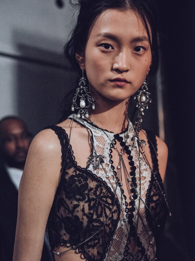 Alexander McQueen SS16 3