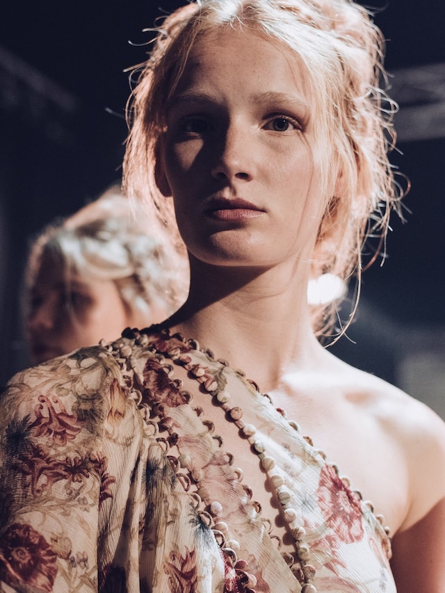 Alexander McQueen SS16 22