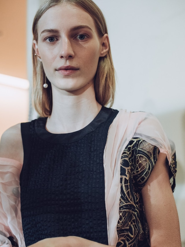 Backstage at Sacai SS16 15